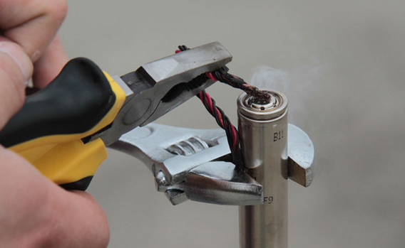 18650电池短路保护